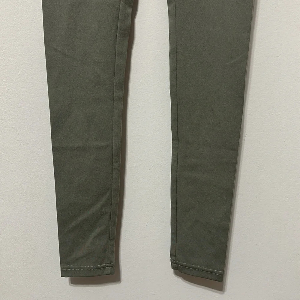 Essentials - image 3